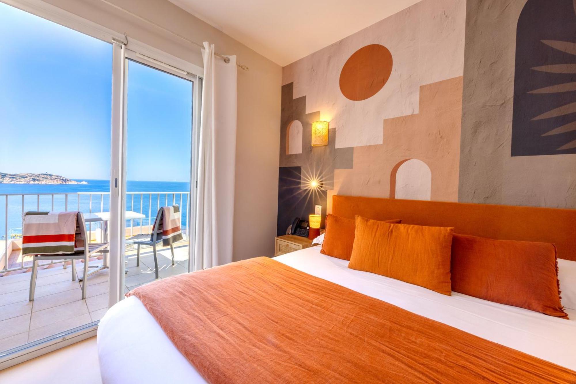 Le Saint Erasme 3* Calvi (Corsica)